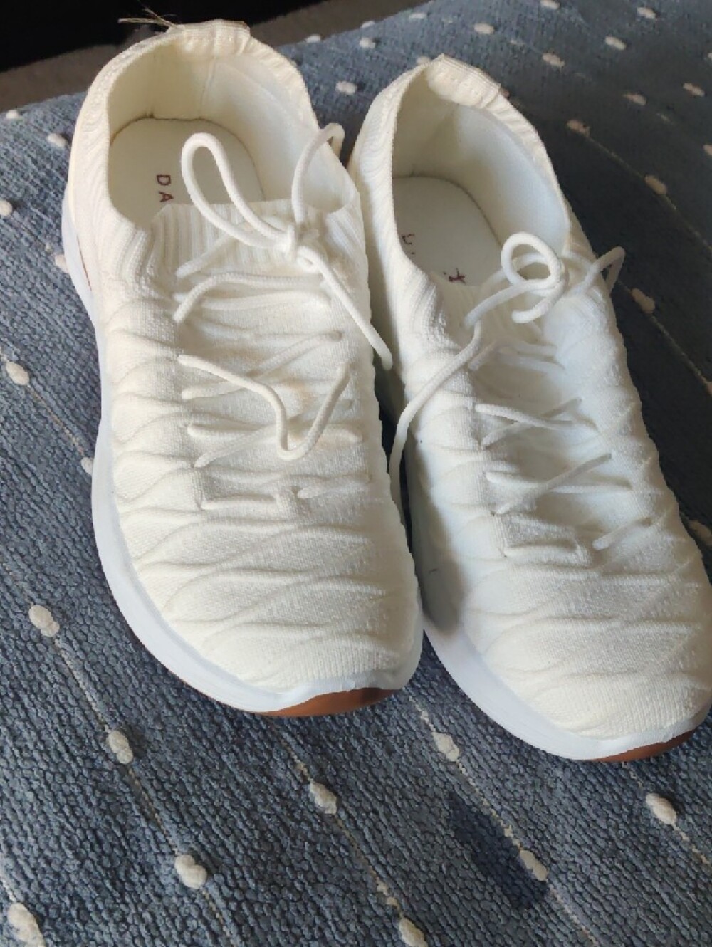 🤍 New Danskin White Knit Slip-On Sneakers with Tan Accents 8.5